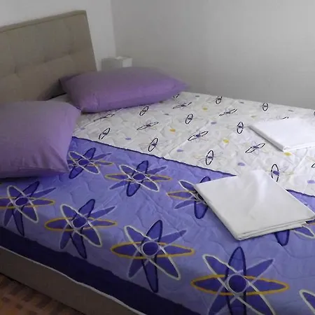 Vujevic Guest house 3*